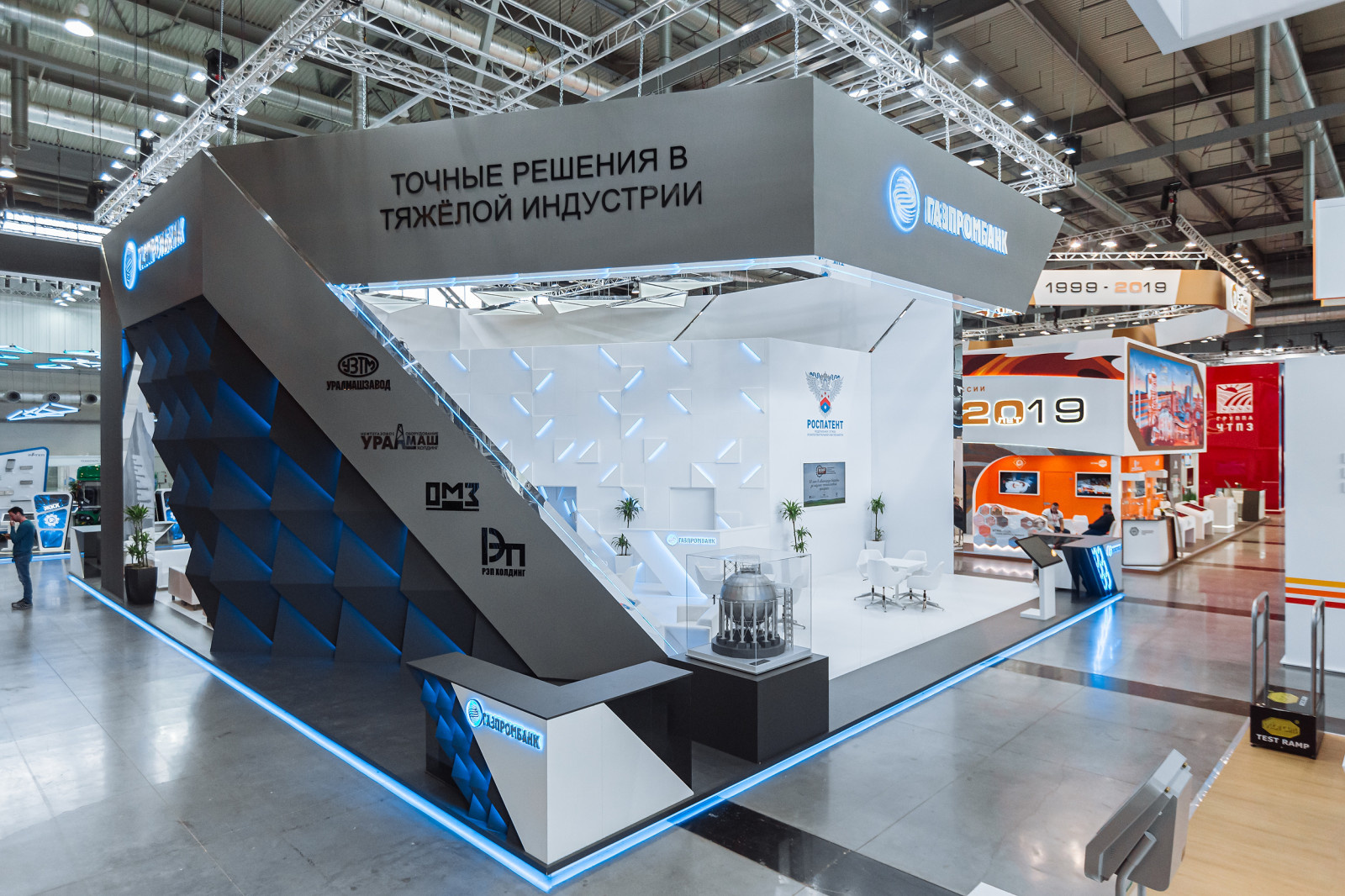 Съемка стенда ГАЗПРОМБАНК на выставке Иннопром