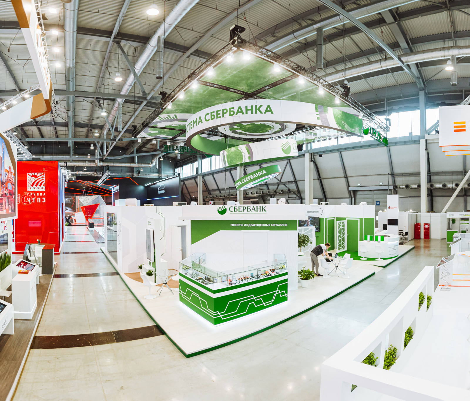 Фотосъемка Стенда СБЕРБАНК навытсавке Иннопром