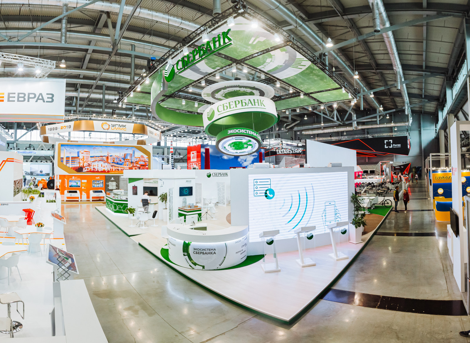 Фотосъемка Стенда СБЕРБАНК навытсавке Иннопром