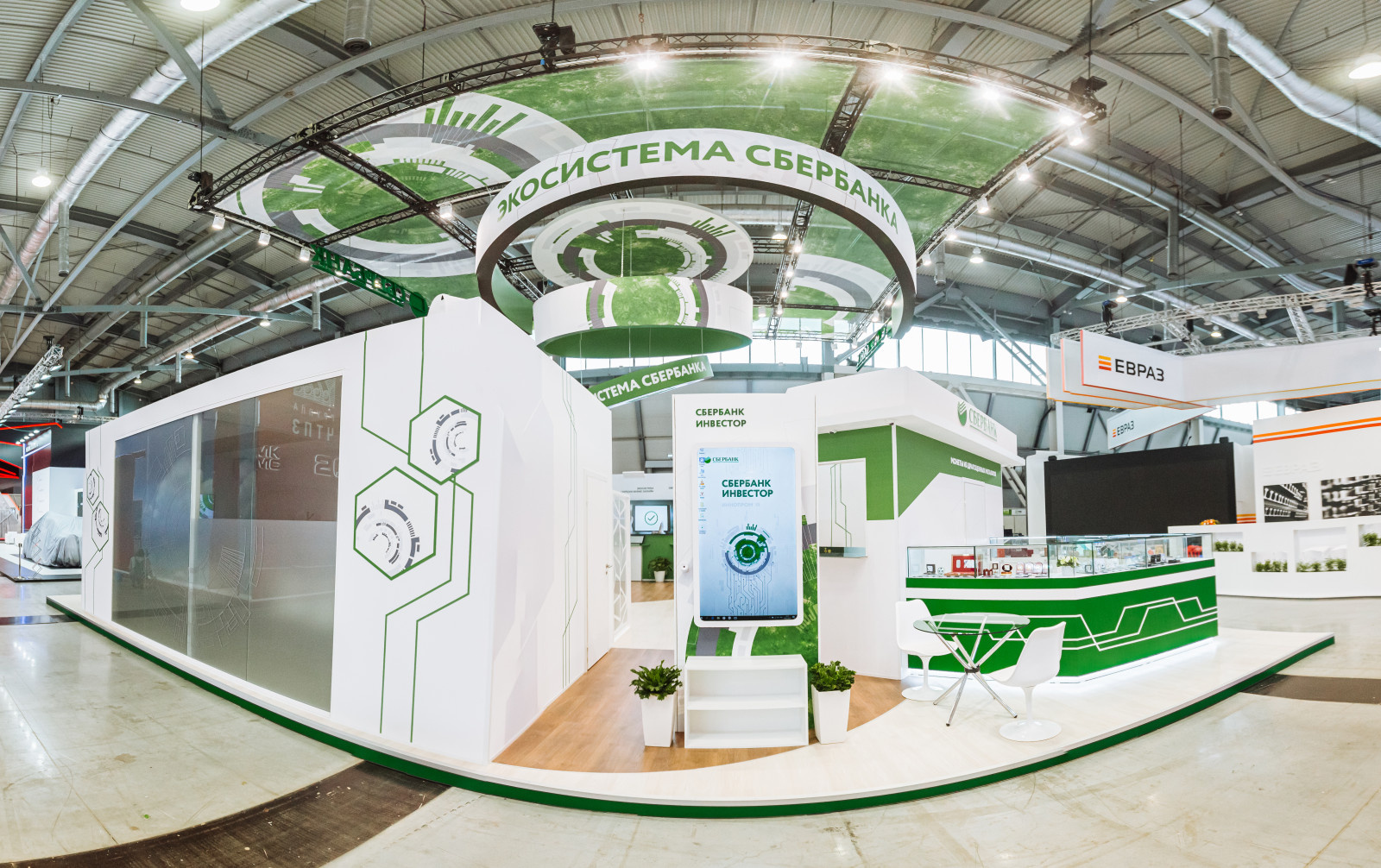 Фотосъемка Стенда СБЕРБАНК навытсавке Иннопром