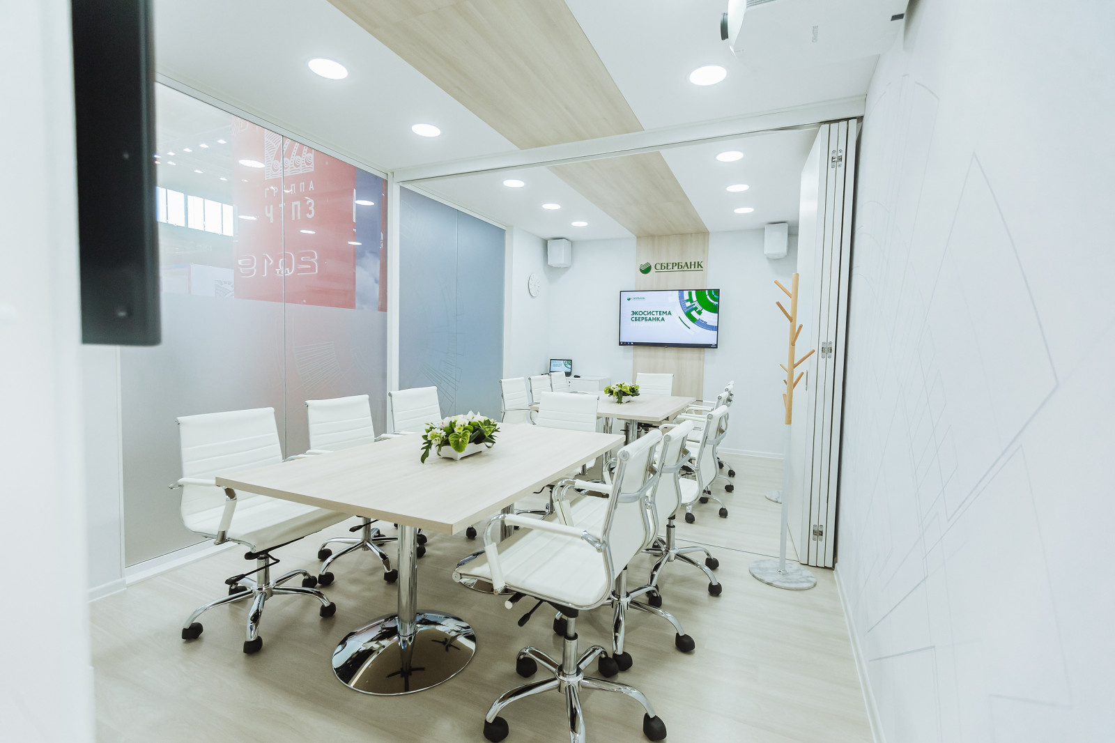 Фотосъемка Стенда СБЕРБАНК навытсавке Иннопром