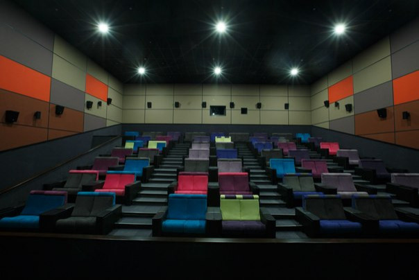 Кинозал ТЦ "LEO mall"