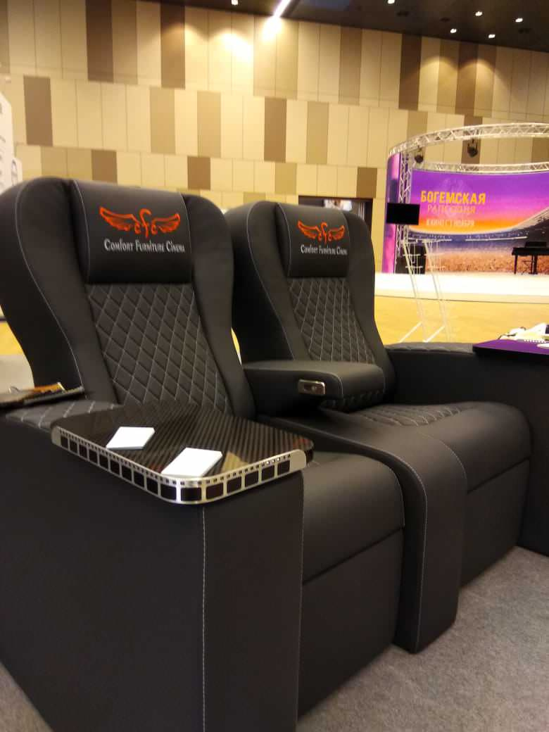 Кино Выставка "Ленэкспо"