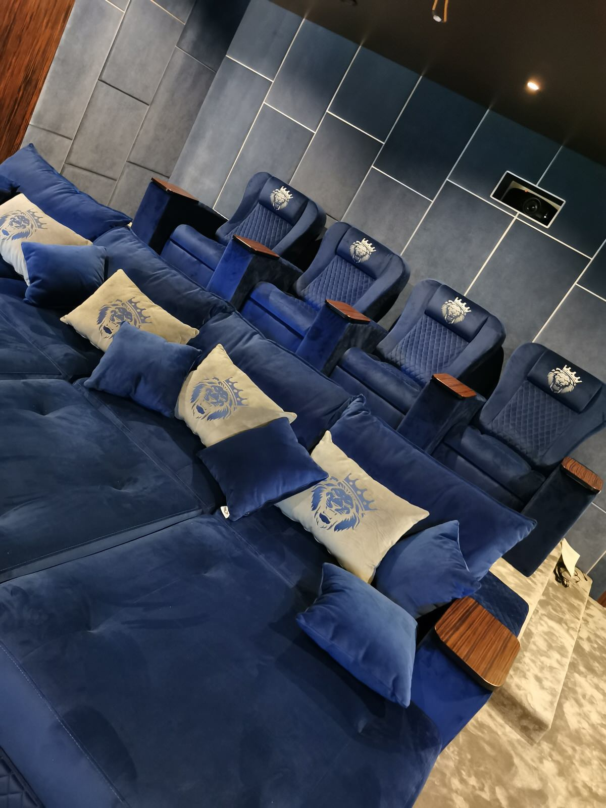 Домашний кинотеатр в загородный дом