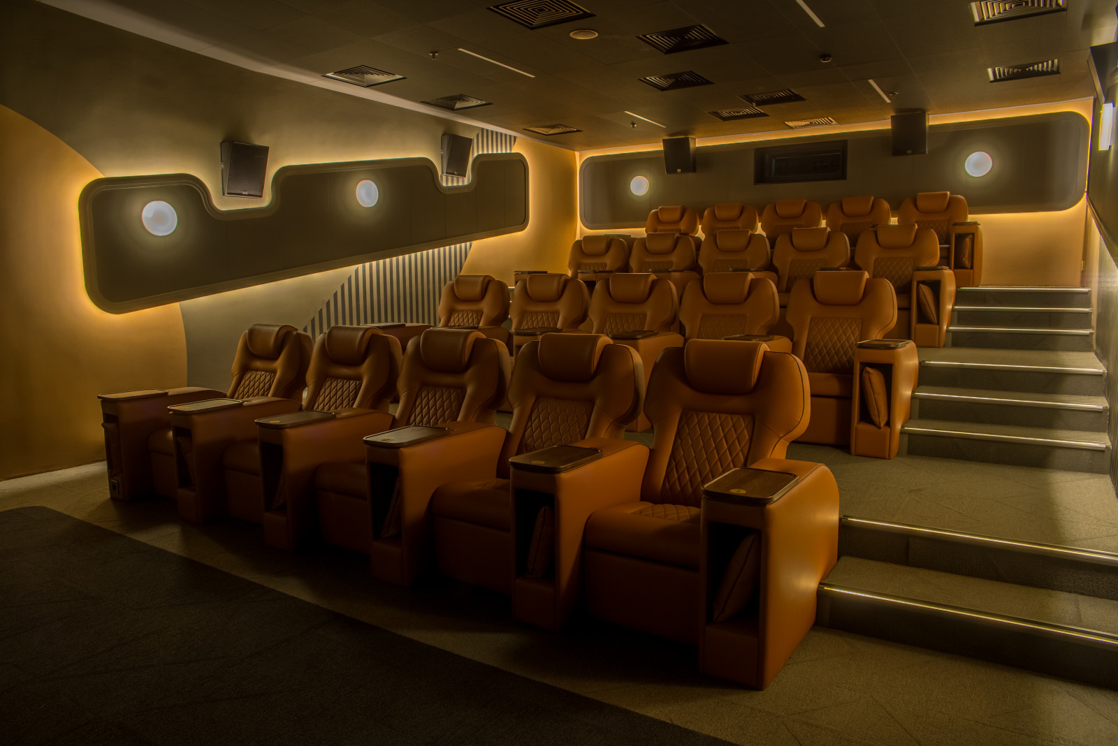 Кинозал Cinema Grand Palace