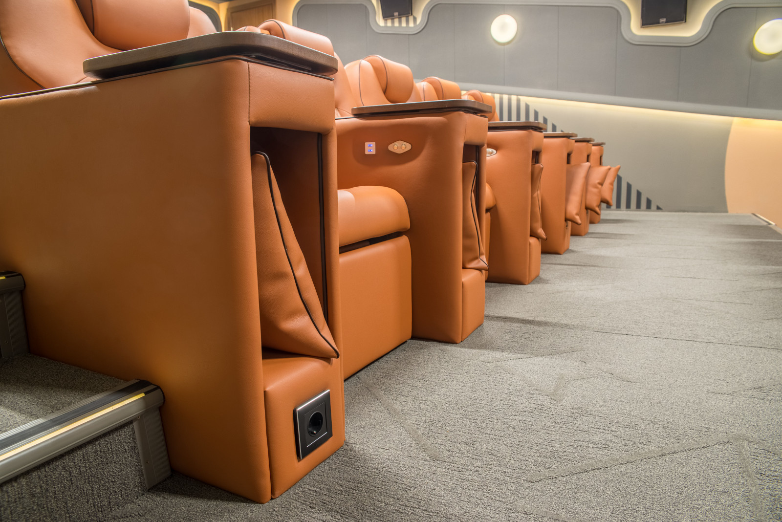 Кинозал Cinema Grand Palace