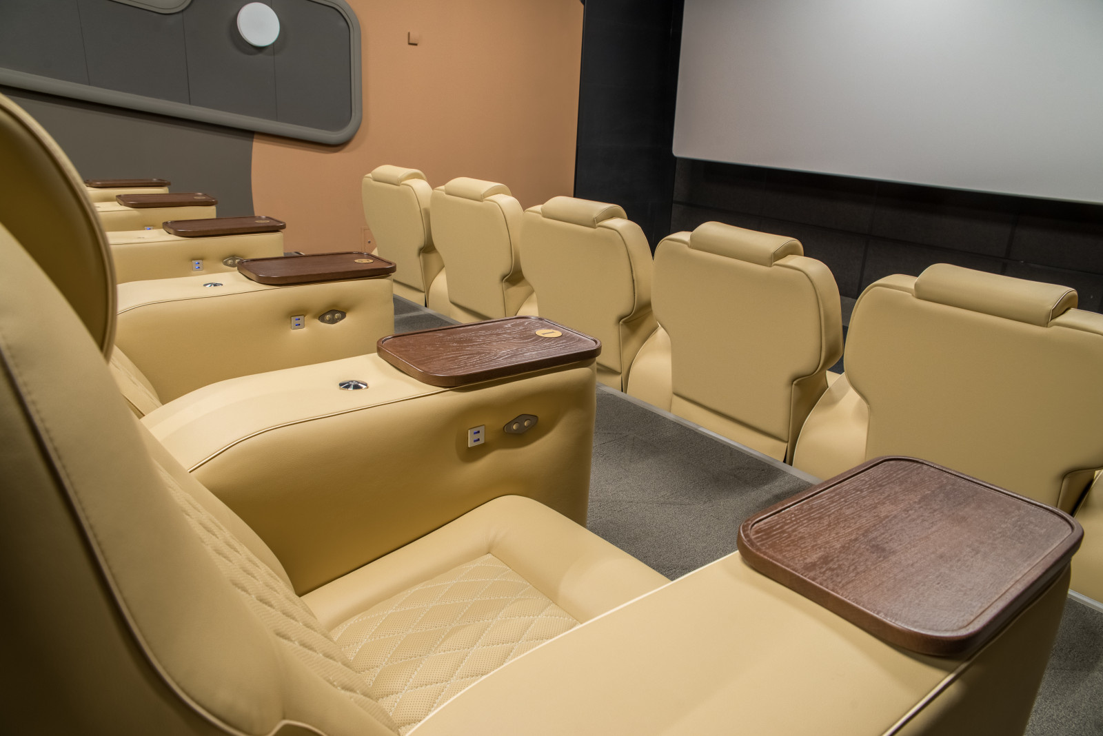 Кинозал Cinema Grand Palace