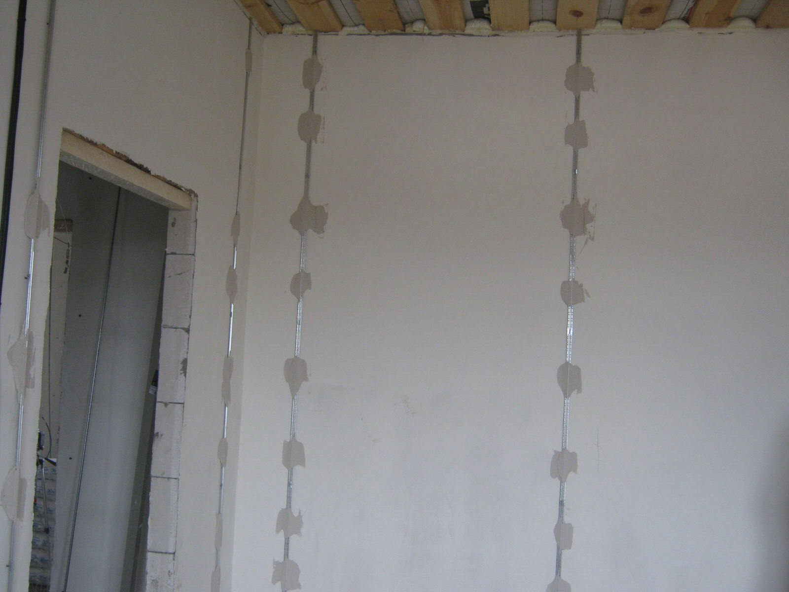 Коттедж. Механизированная штукатурка