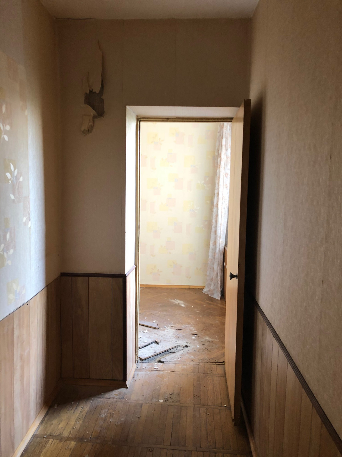 Перепланировка 3х комнатной квартиры в 4х комнатную