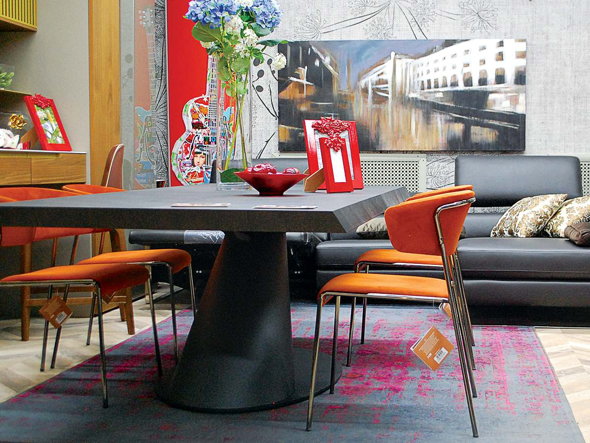 Официальный представитель европейских мебельных фабрик