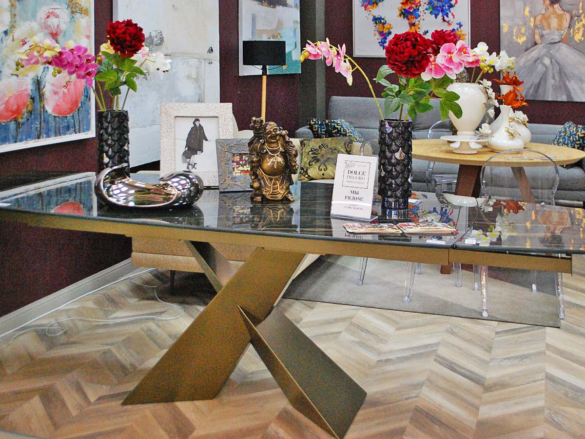 Официальный представитель европейских мебельных фабрик