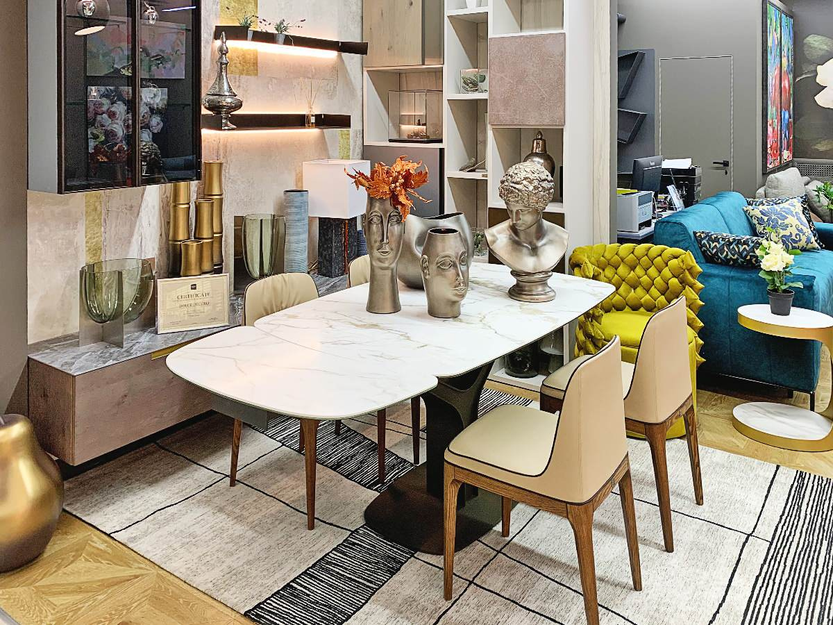 Обложка проекта: Официальный представитель европейских мебельных фабрик