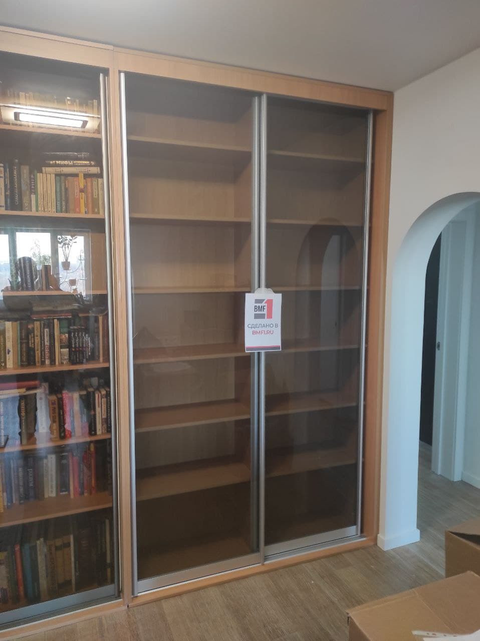 Книжные шкафы