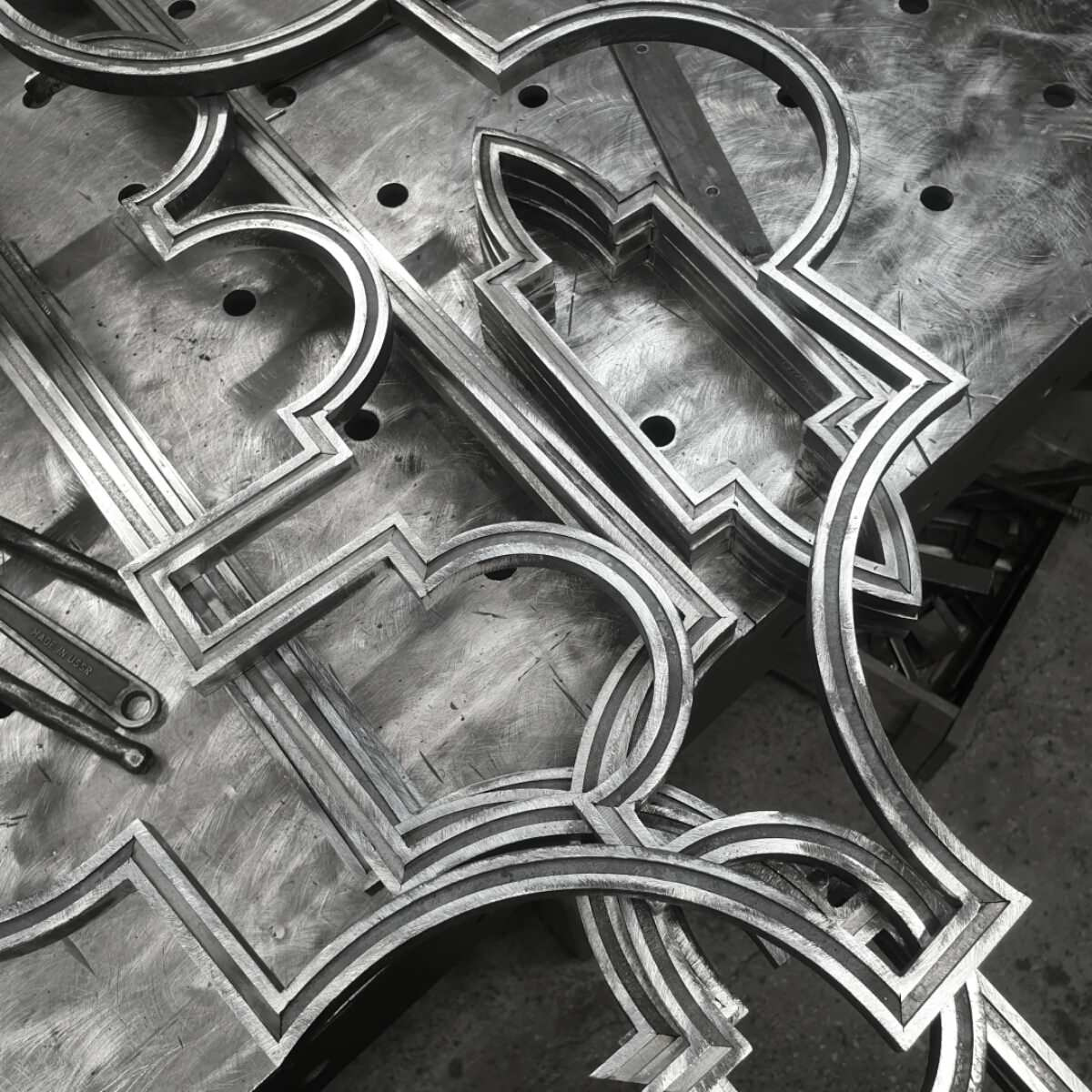 Лестницы из металла