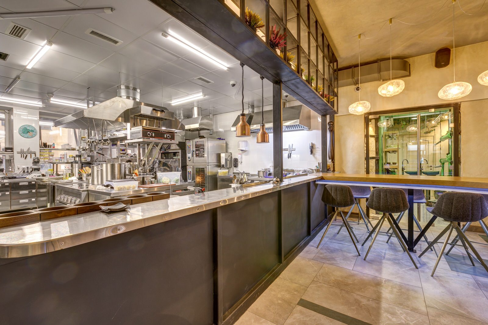 Мебель из металла