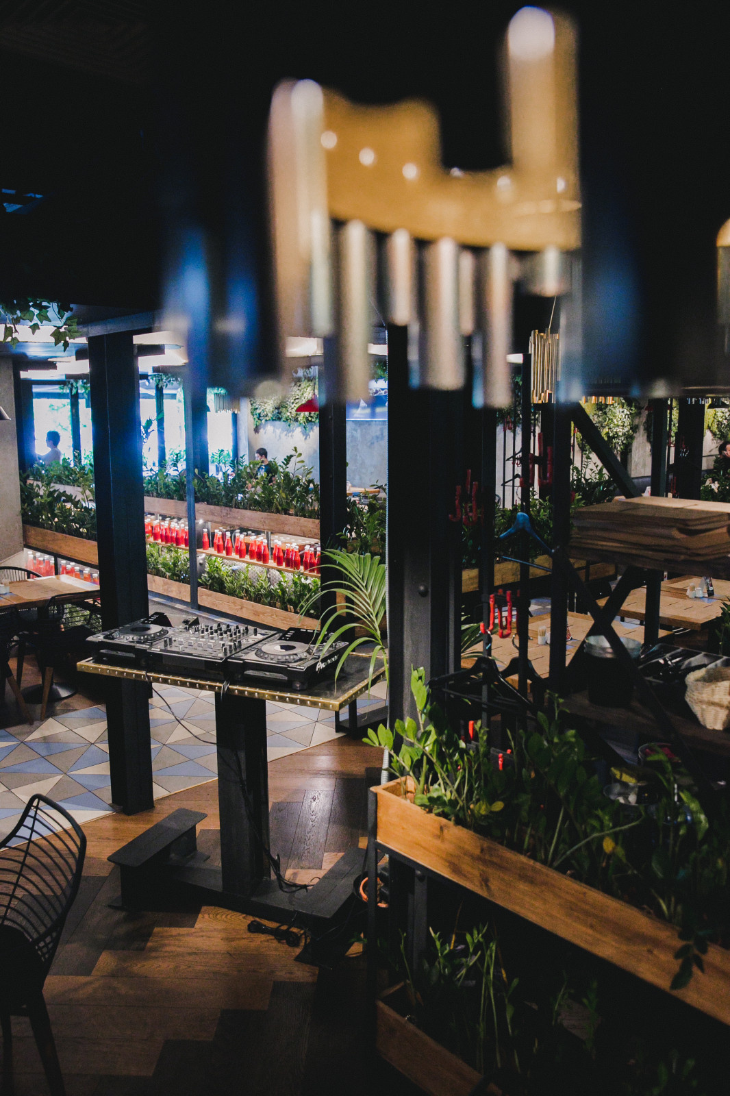 Мебель из металла