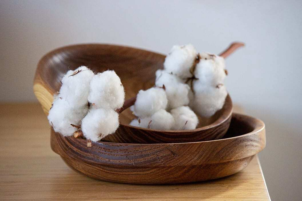 Тарелки, чаши, блюда из дерева