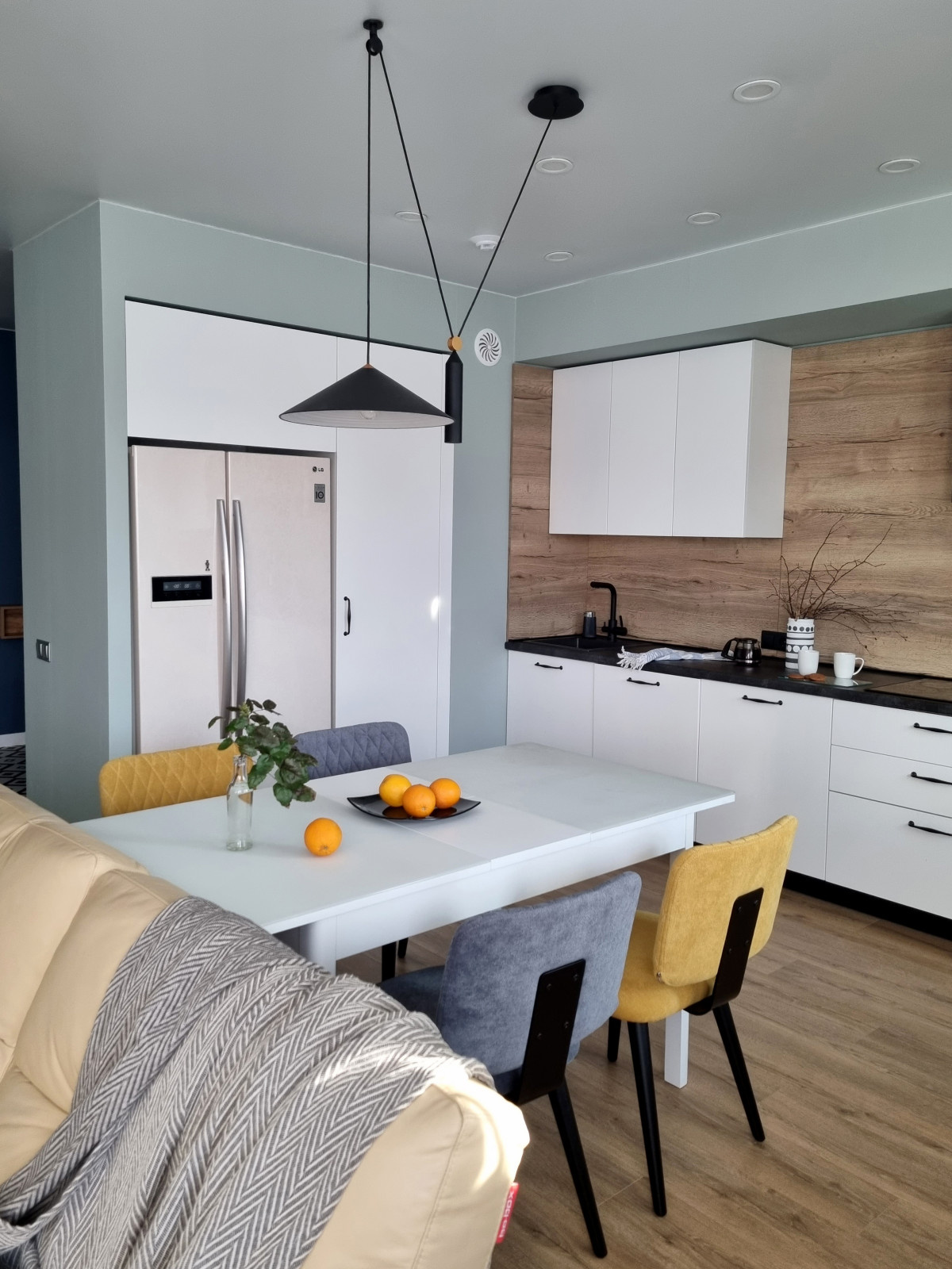 Кухня-гостиная с рабочим местом