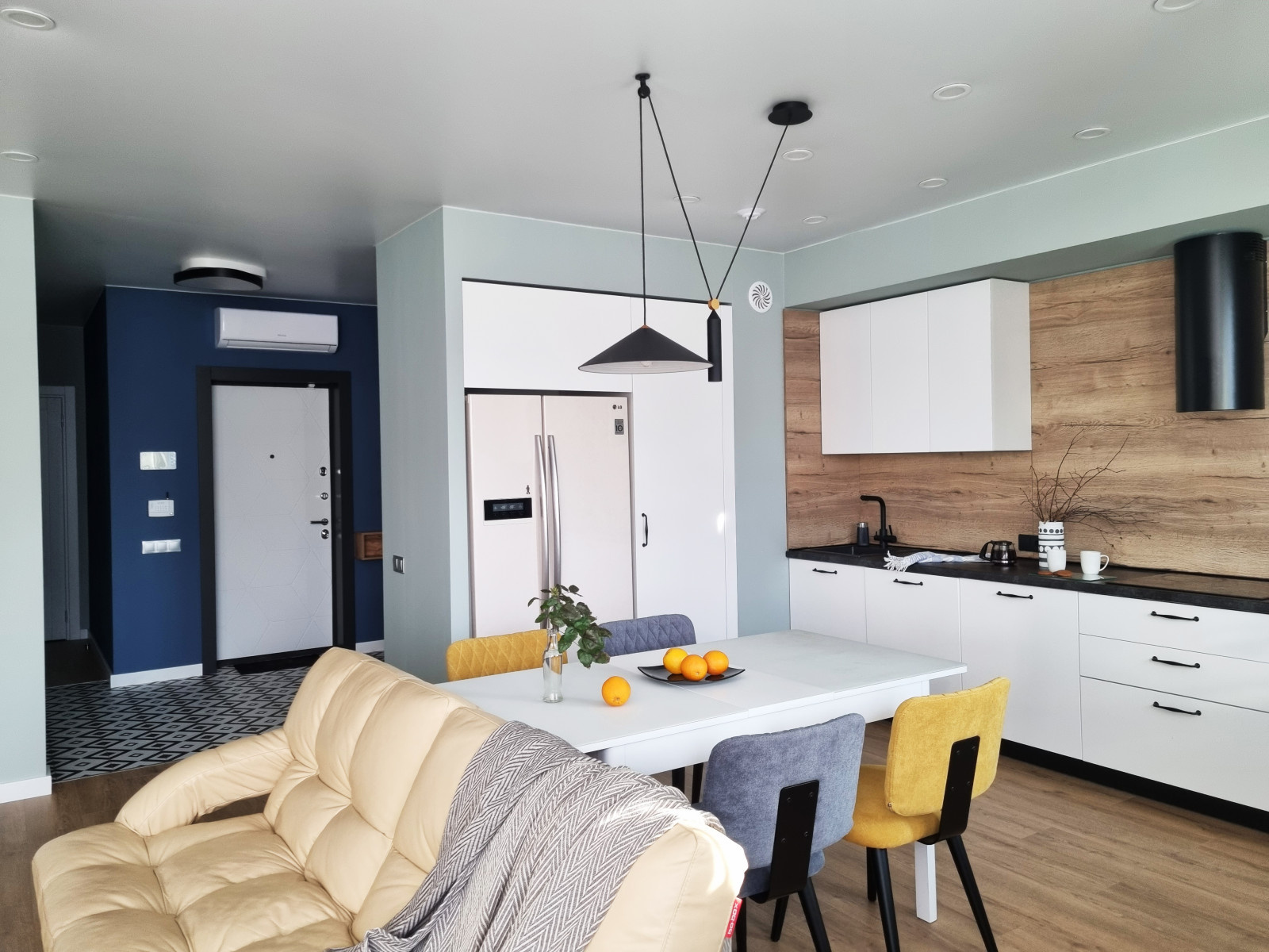 Кухня-гостиная с рабочим местом