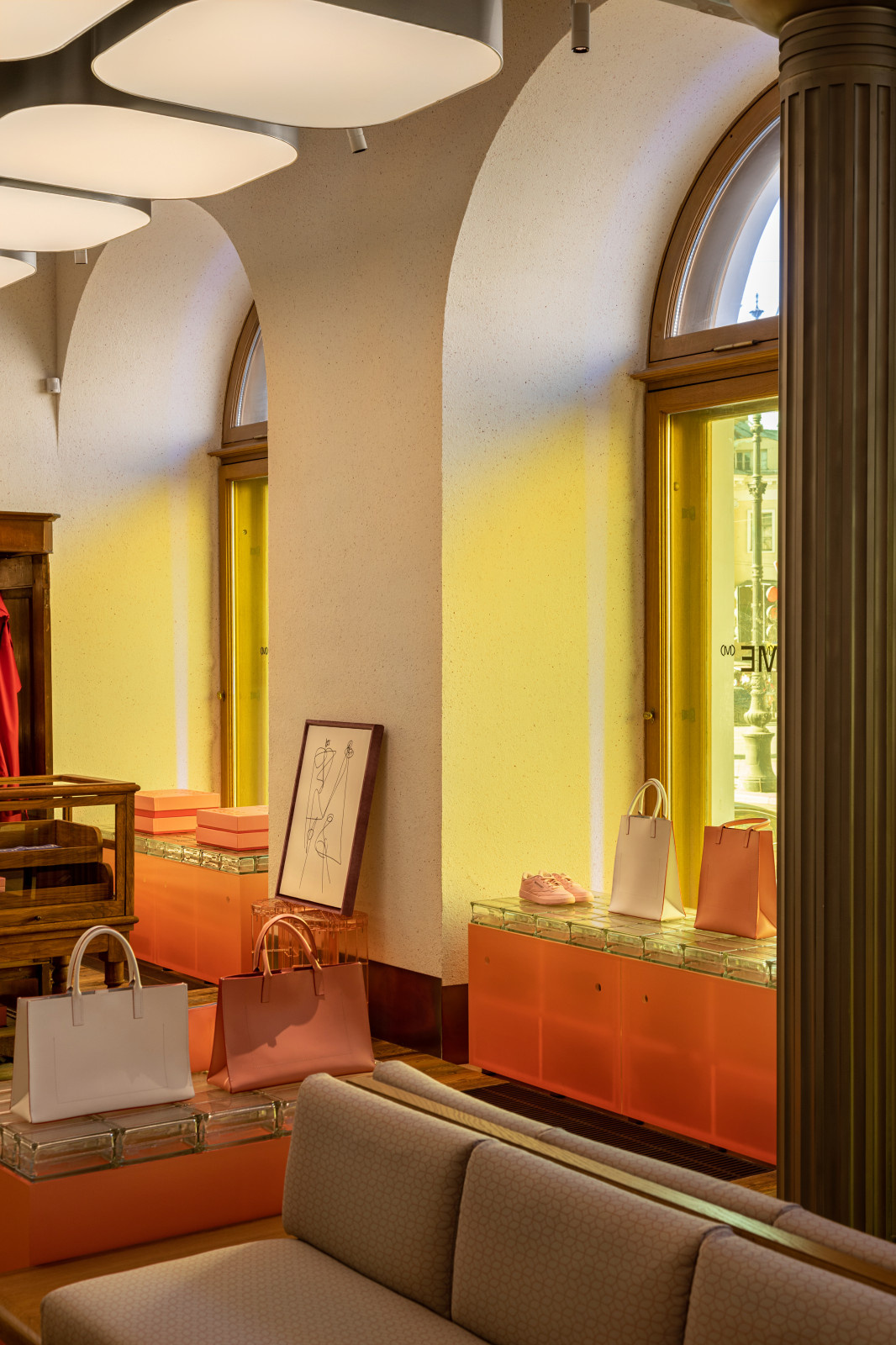 Monochrome Boutique in Saint Pitersburg