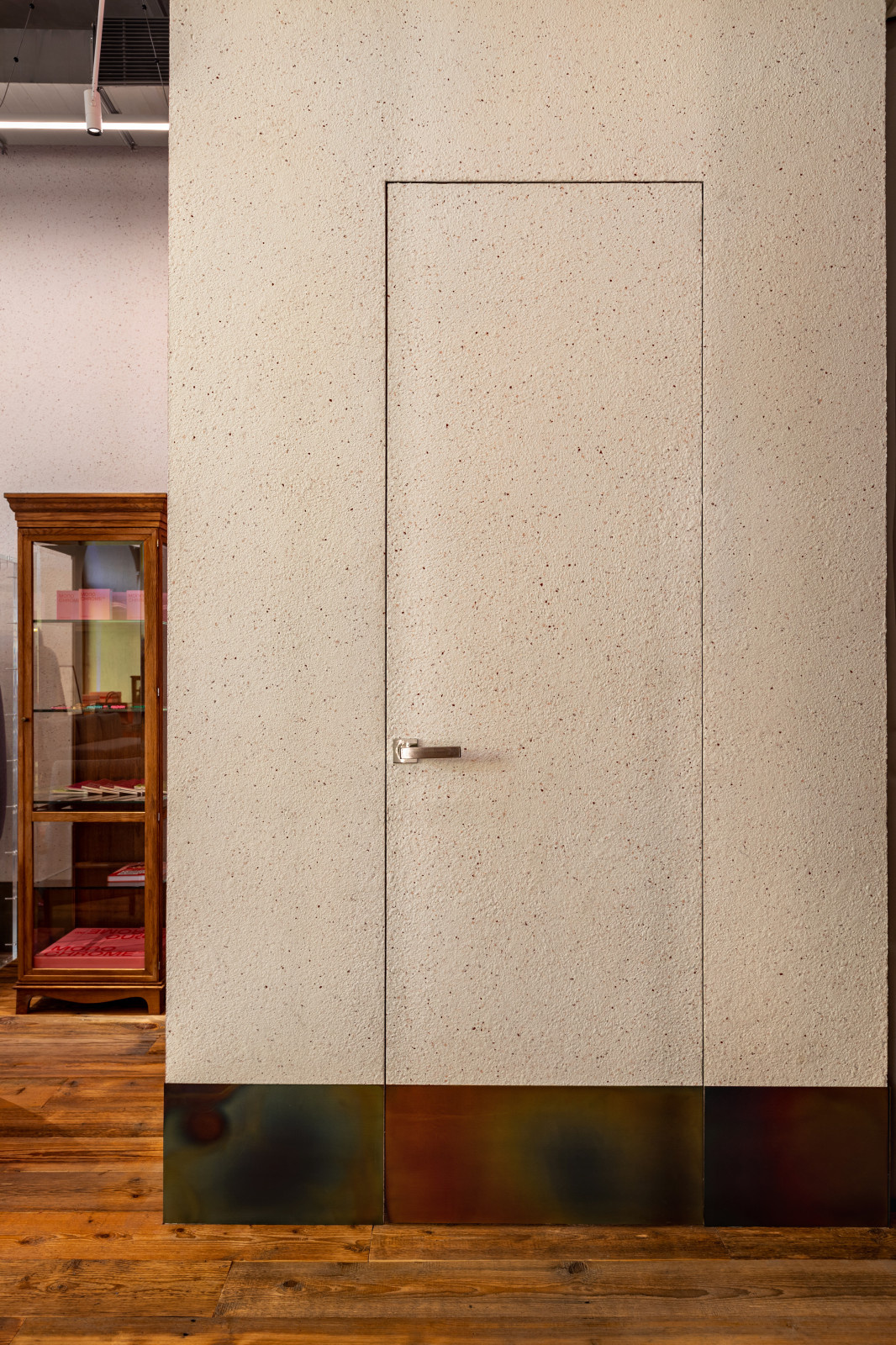 Monochrome Boutique in Saint Pitersburg