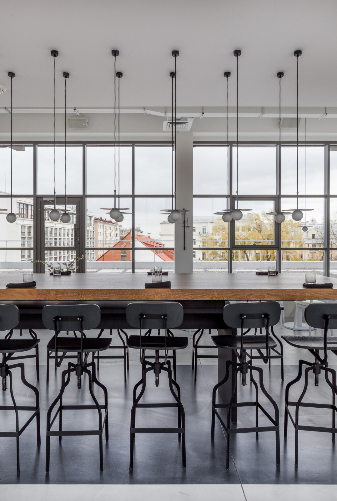 SIMPLE RESTAURANT