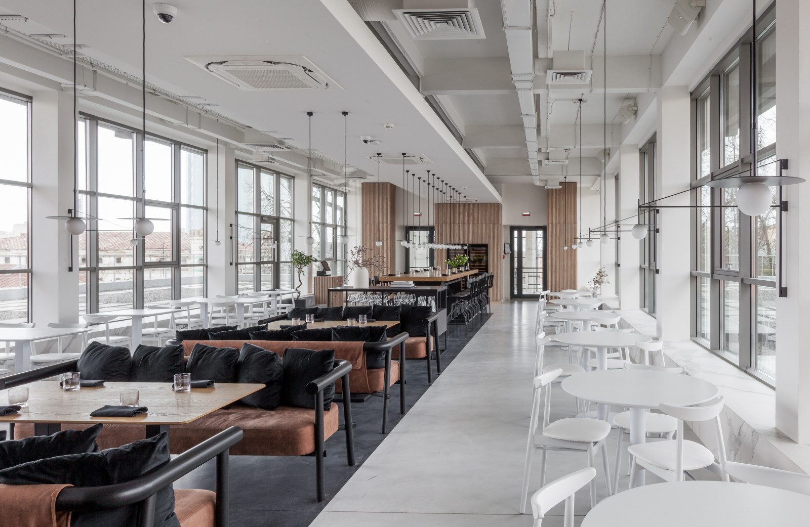 SIMPLE RESTAURANT