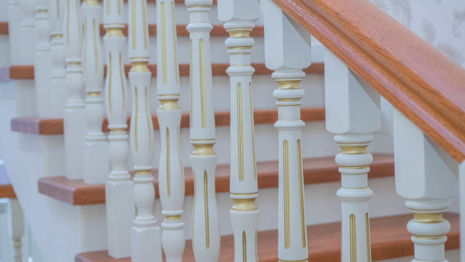 Проект 3 - Облицовка монолитной лестницы дубом на заказ