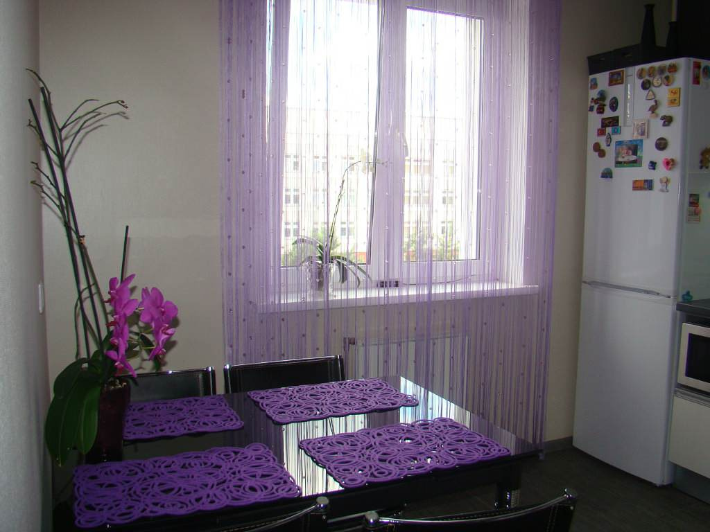 Нитяные шторы Nitiopt в текстильном интерьере