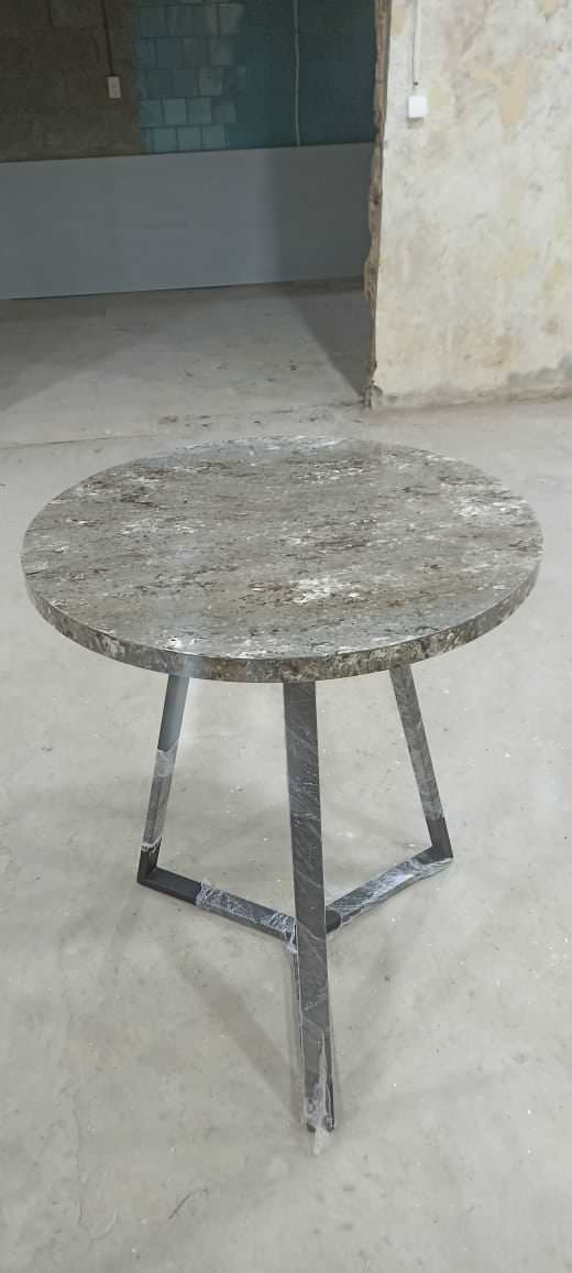 Стол журнальный