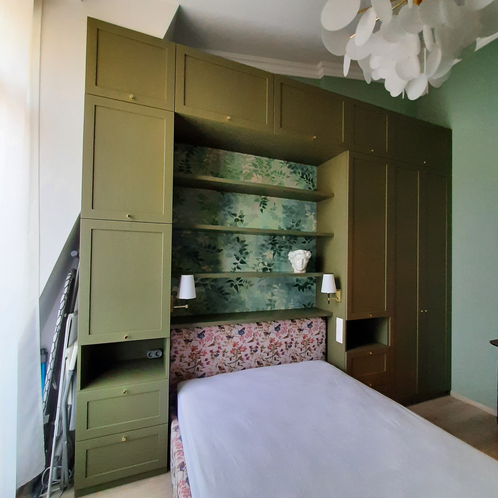 Мебель в современном стиле в Сестрорецке