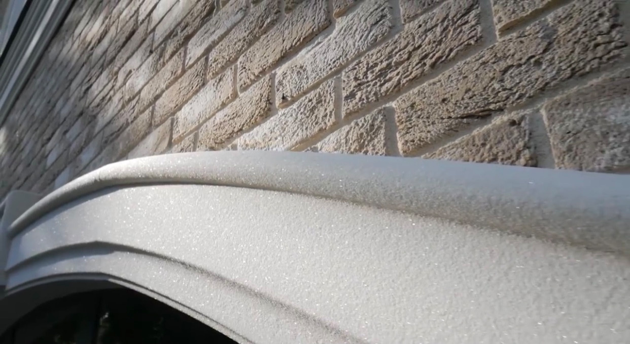 Архитектурные элементы  "Теплый Камень" крупным планом