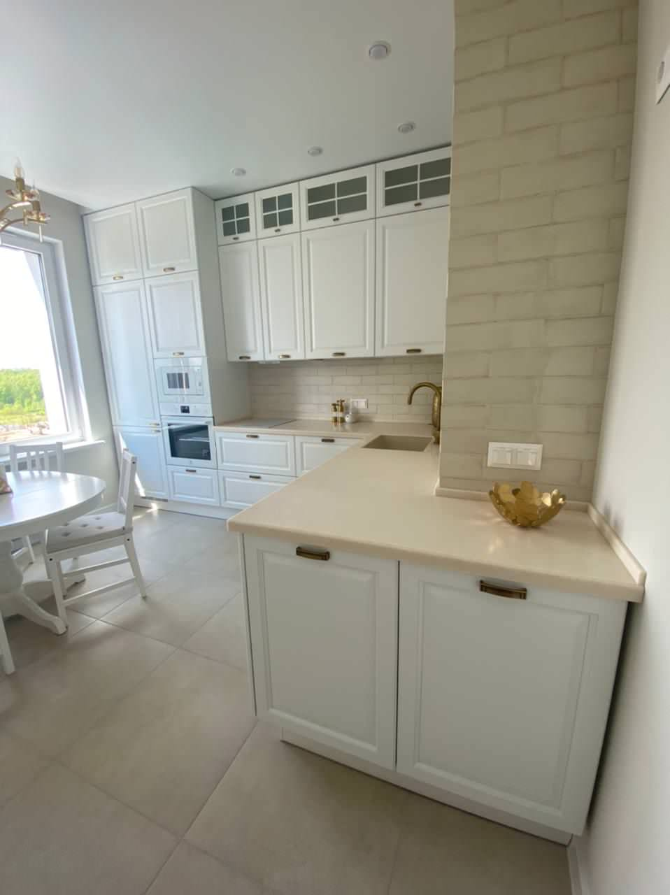 Классическая кухня из массива