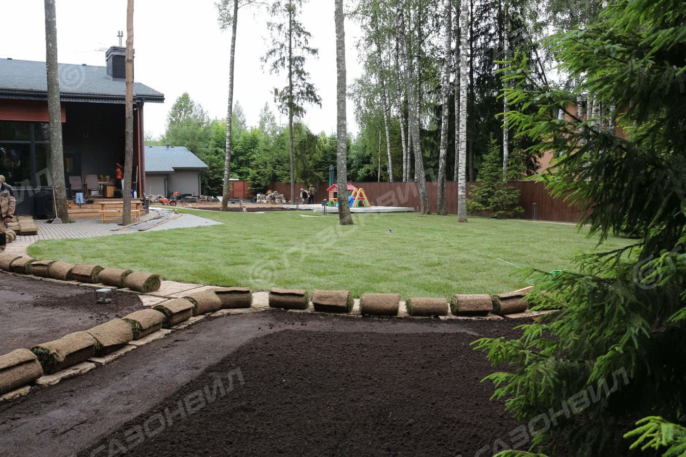 УКЛАДКА РУЛОННОГО ГАЗОНА В СЕРПУХОВЕ