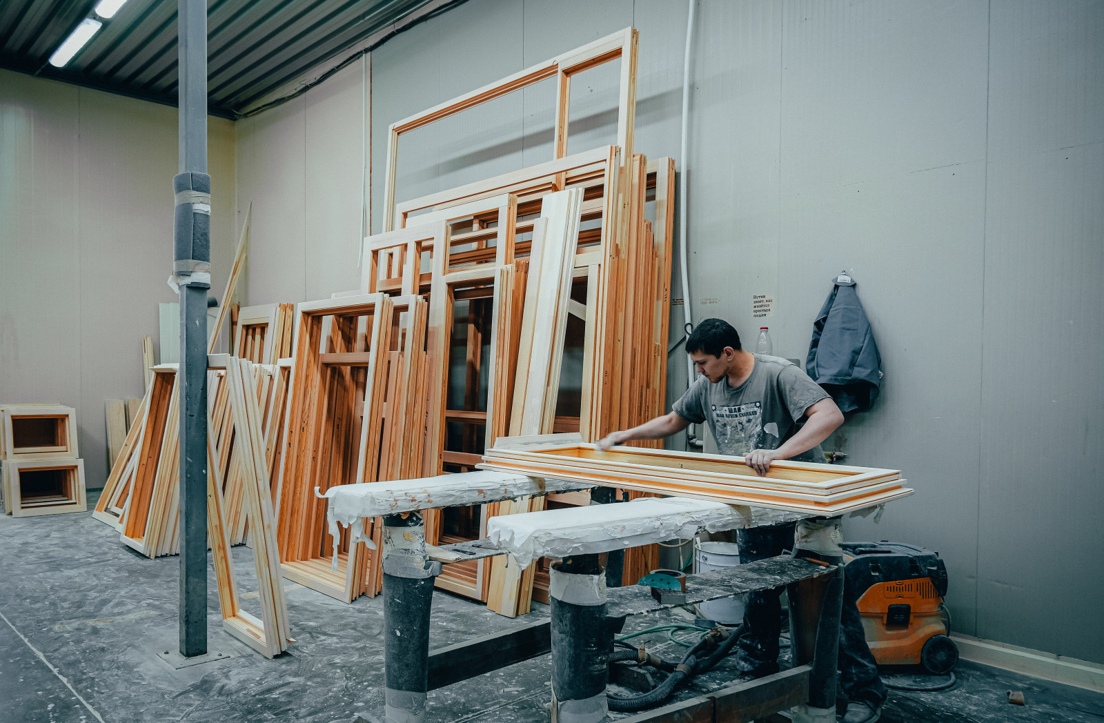 Обложка проекта: Собственное производство