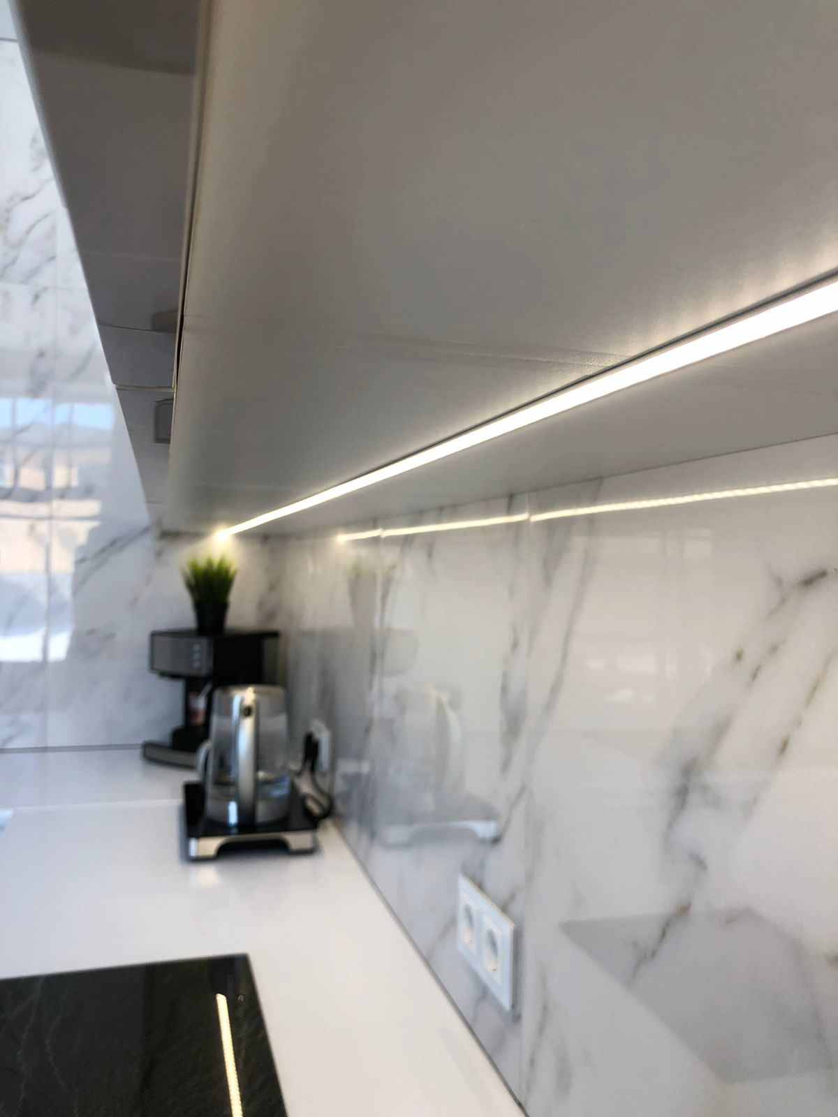 Кухня (АГТ белый глянец)