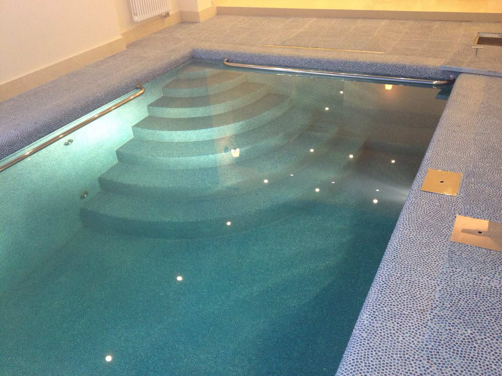 Строительство бассейнов "под ключ"