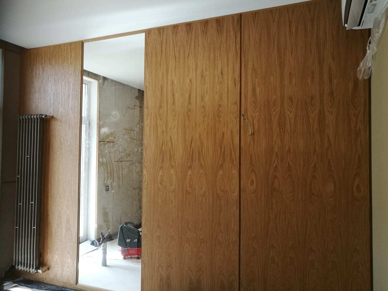 Панели в шпоне