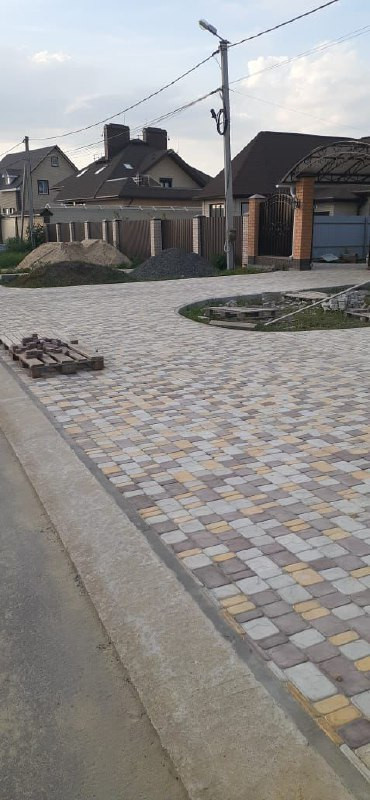 Укладка тротуарной плитки