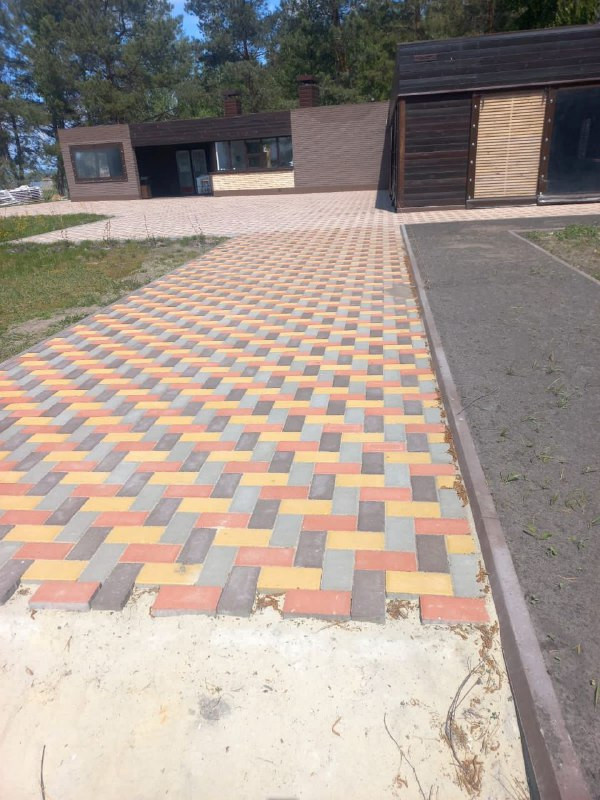 Укладка тротуарной плитки