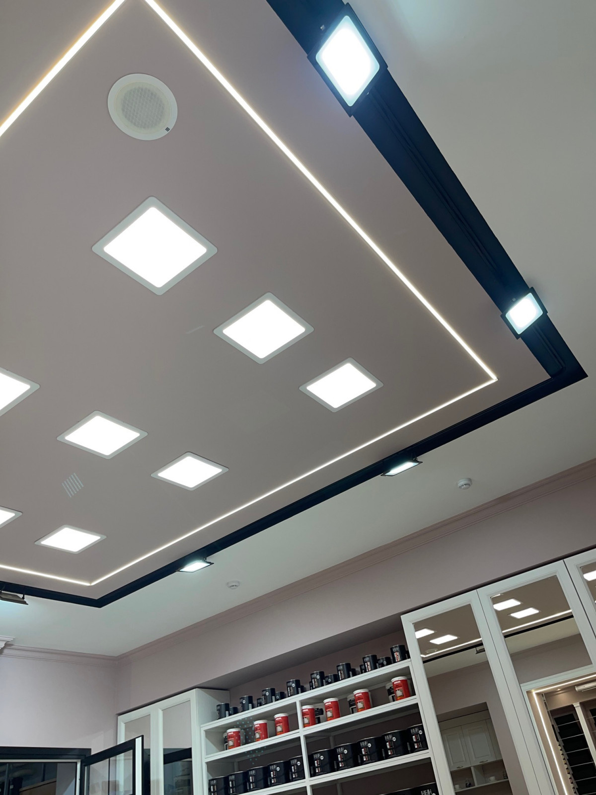 Бутик красок DERUFA