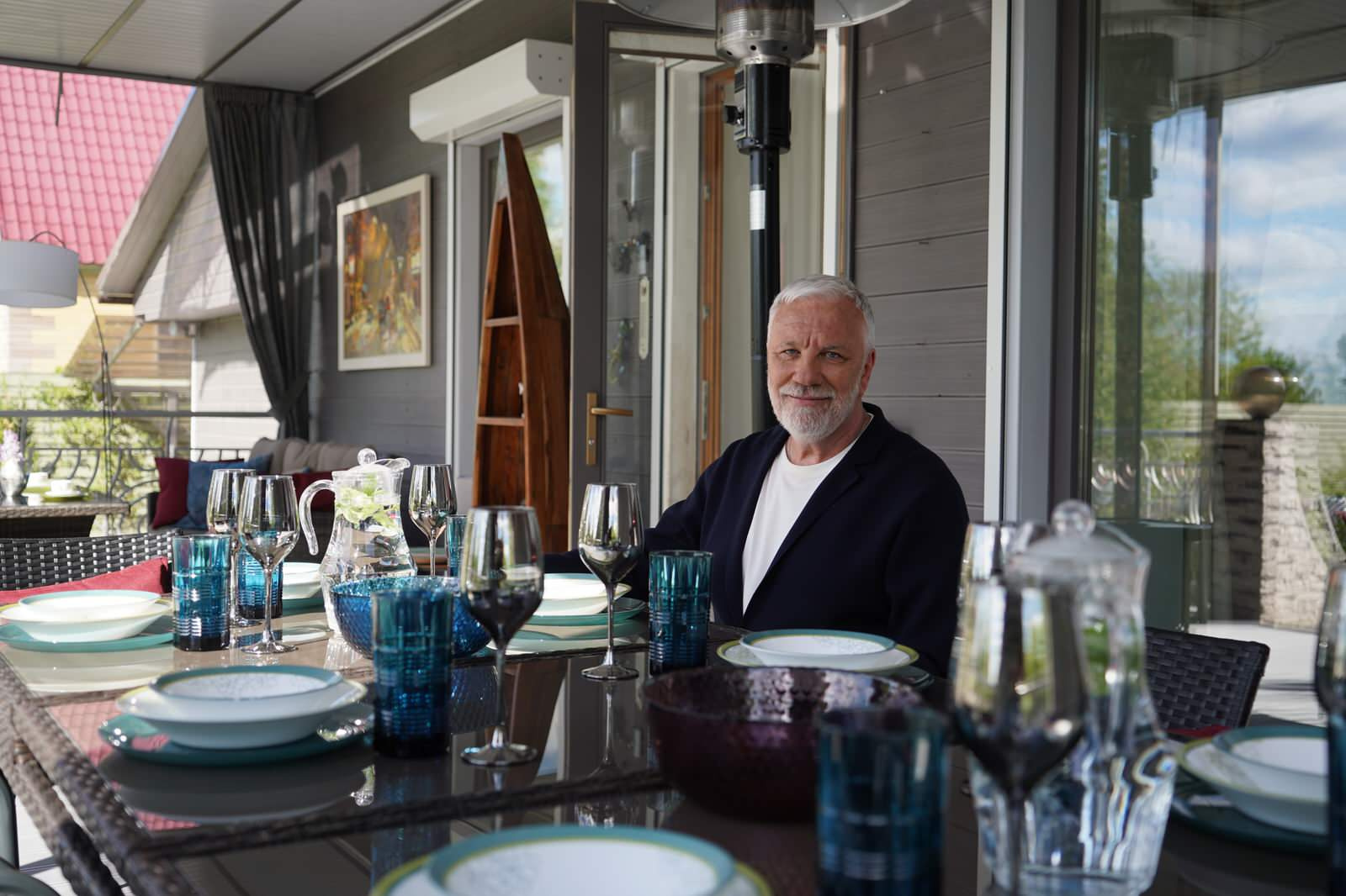 Беседка и терраса для Дмитрия Крылова. Первый Канал "На дачу! С Наташей Барбье"