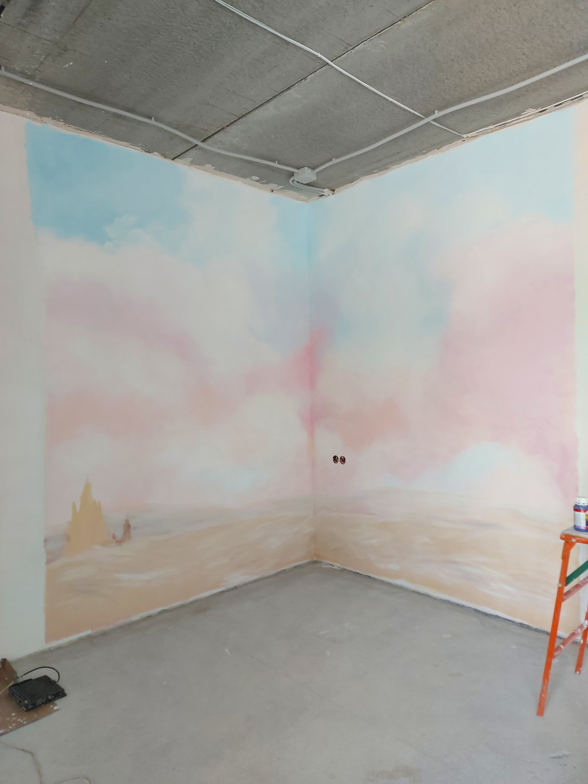 Роспись стены в детской "Каппадокия "