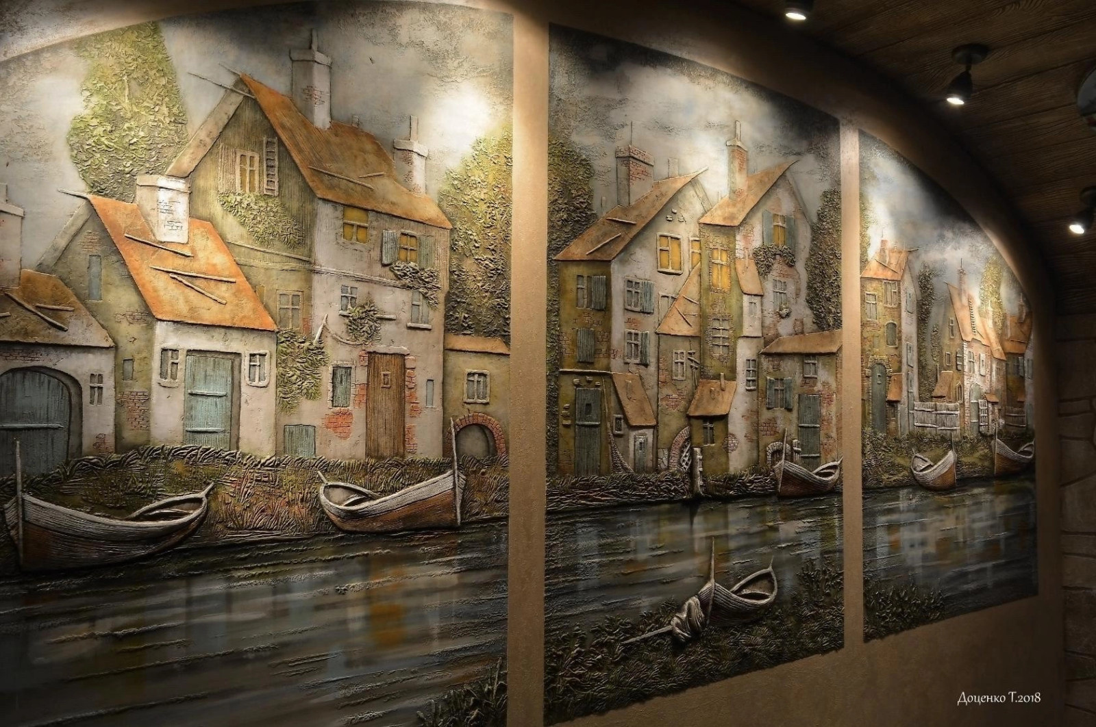 Рельефное панно"Рыбачья деревушка".По мотивам картин Гуидо Борелли.