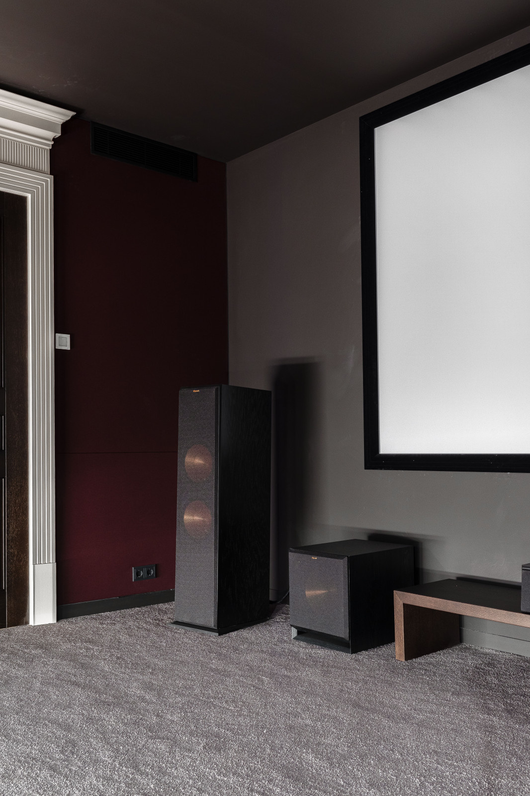 Персональный кинозал Монолит