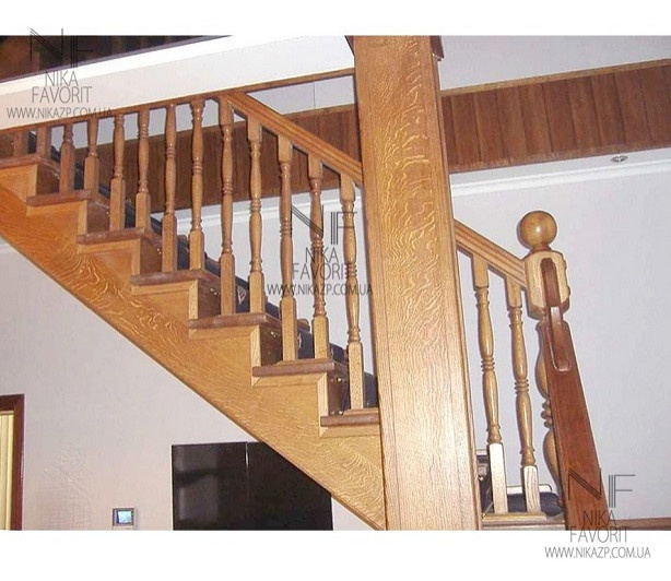 WOODEN STAIRCASE - NATURAL OAK - WOODEN STAIRWAY