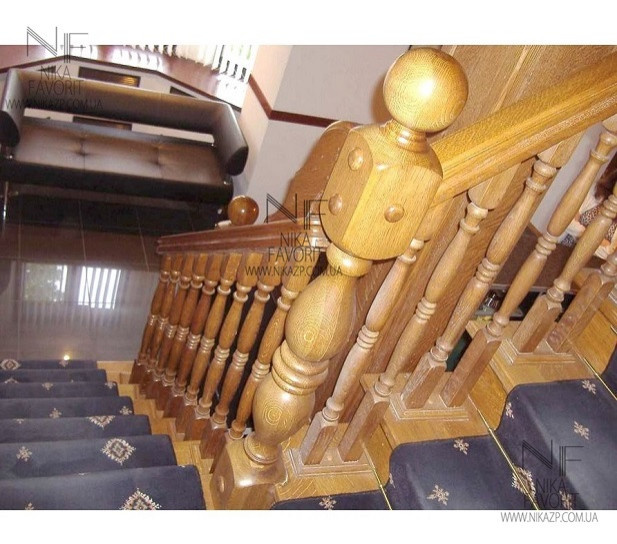 WOODEN STAIRCASE - NATURAL OAK - WOODEN STAIRWAY