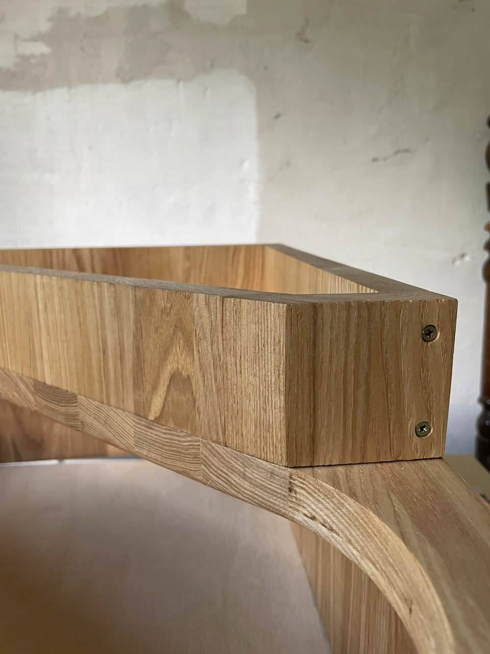 Кашпо из ясеня