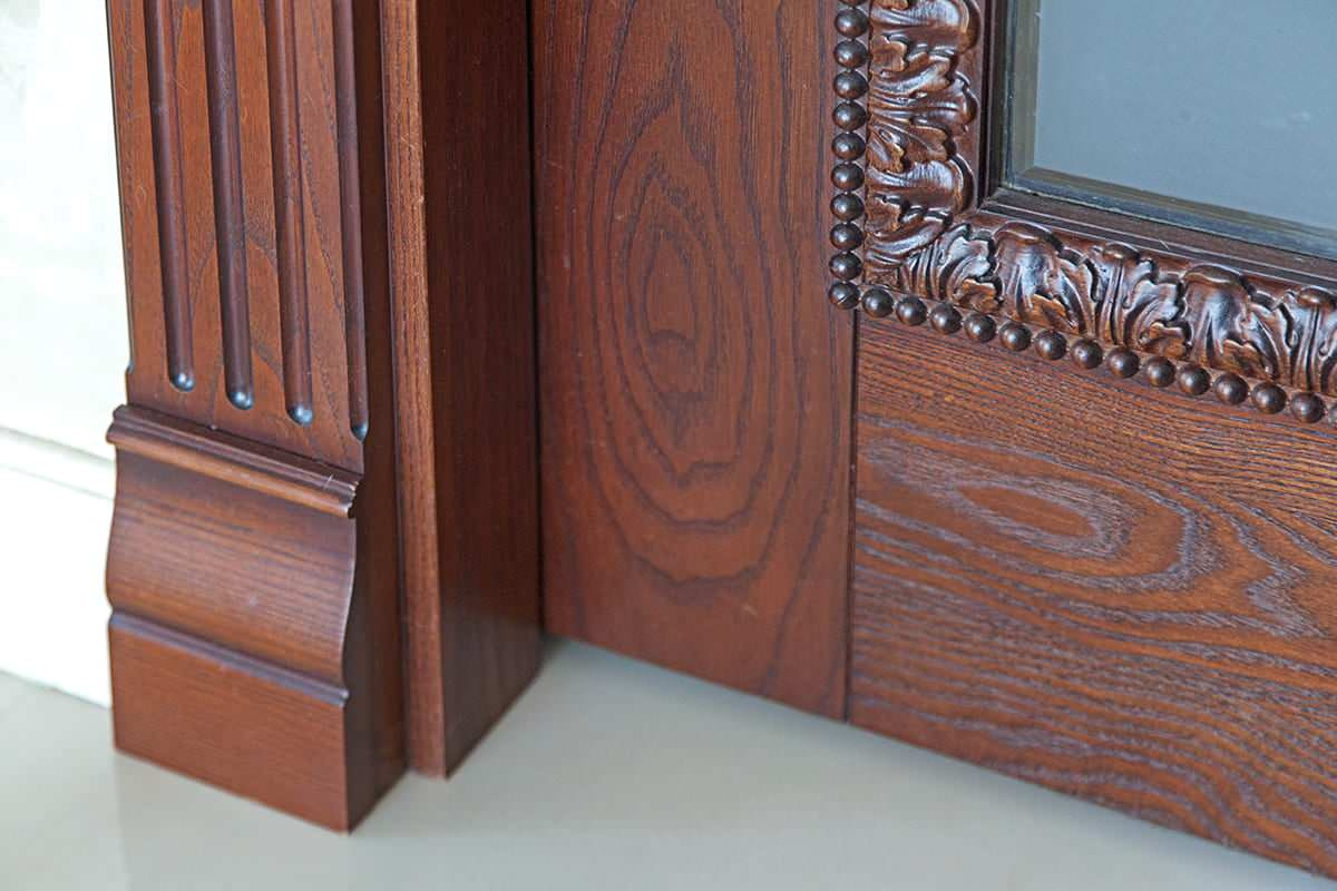 Дверные блоки из массива ясеня