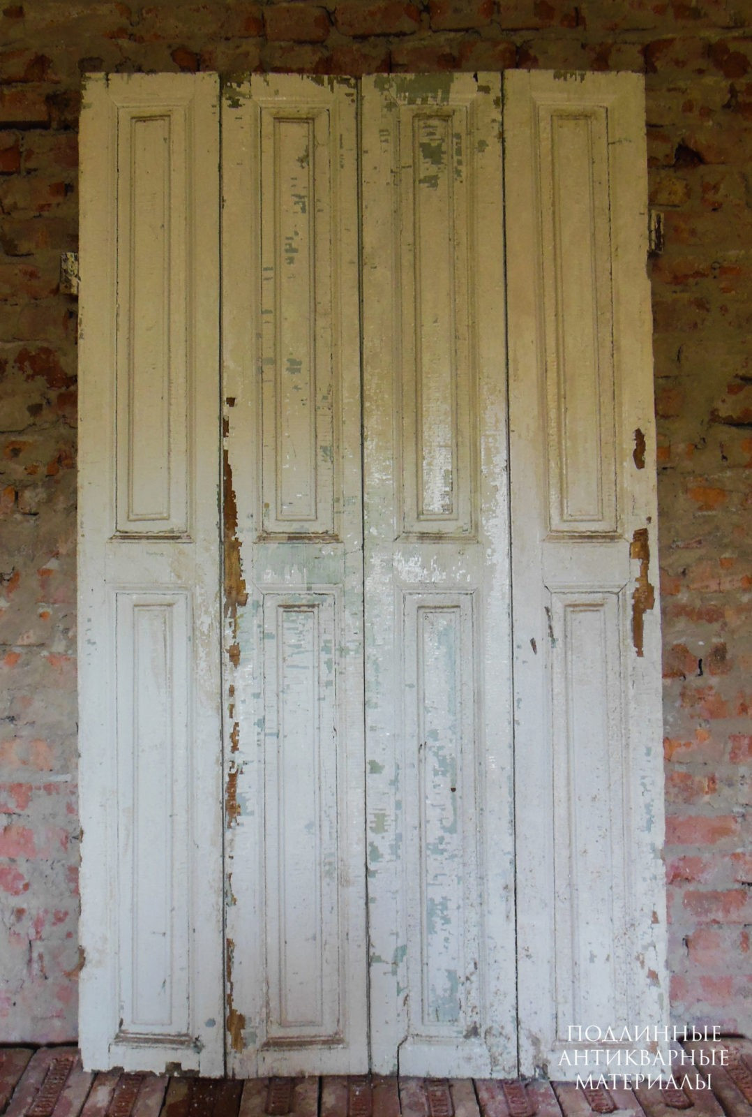 Старинные двери